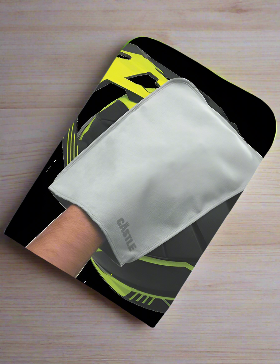 Helmet Polish Mitt