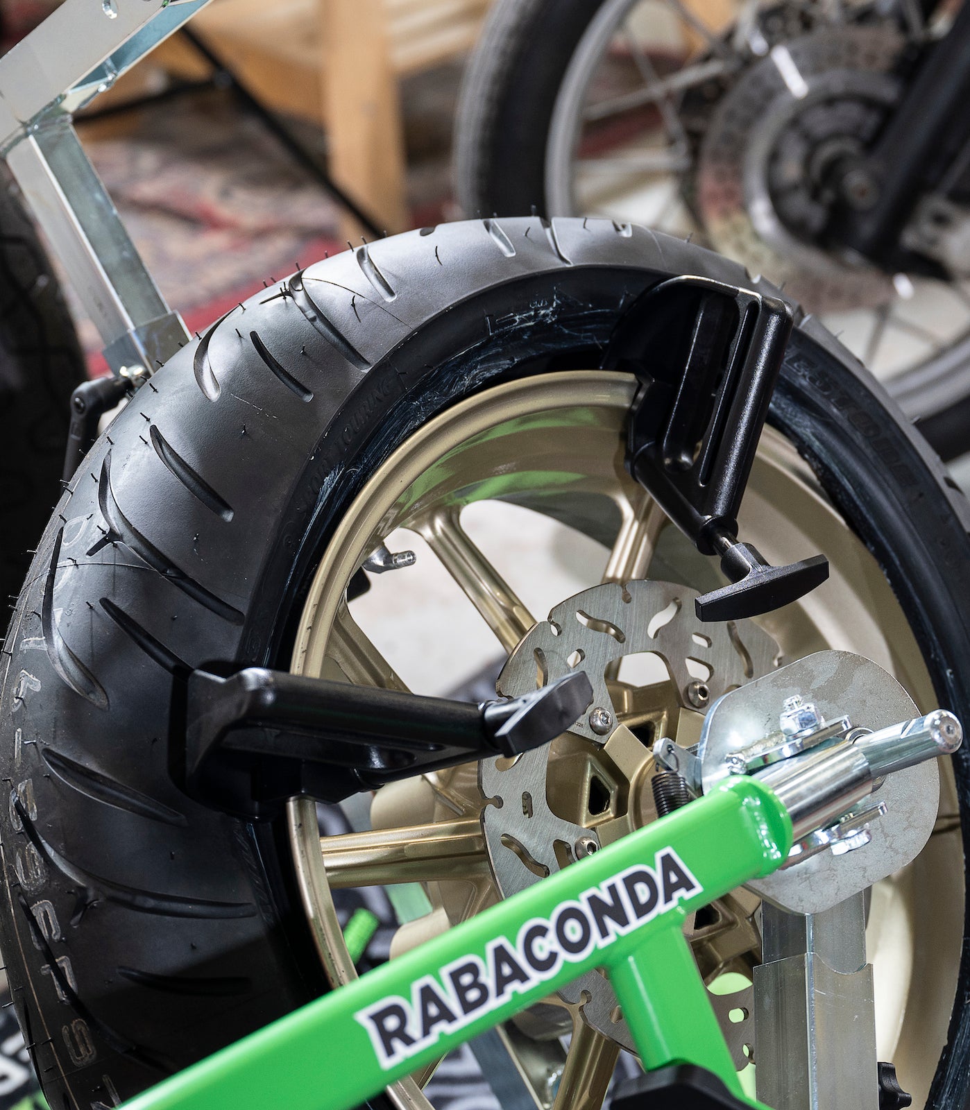 Rabaconda Drop Center Tool
