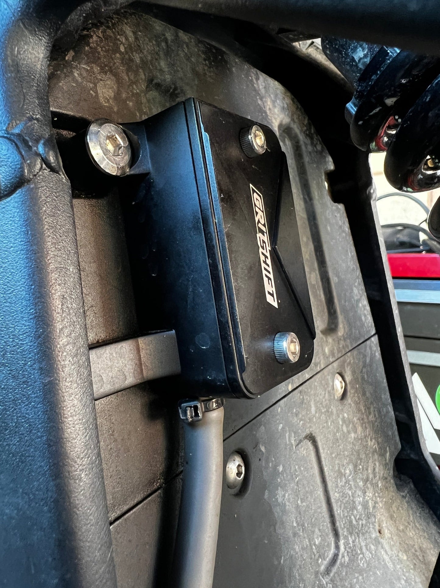 GritShift - Billet Gear Box Breather Kit V2