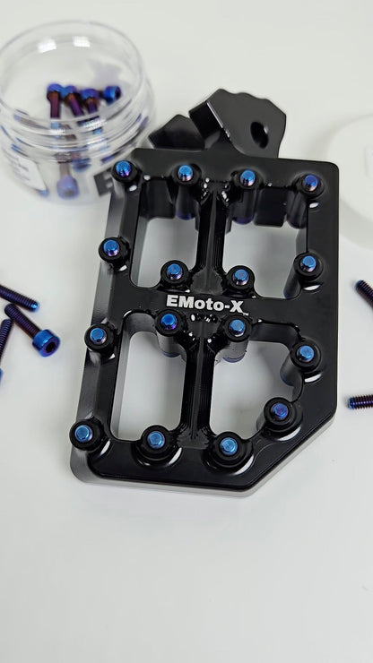EMoto-X Racing Titanium Peg Replacement Pins For All EMoto-X Pegs