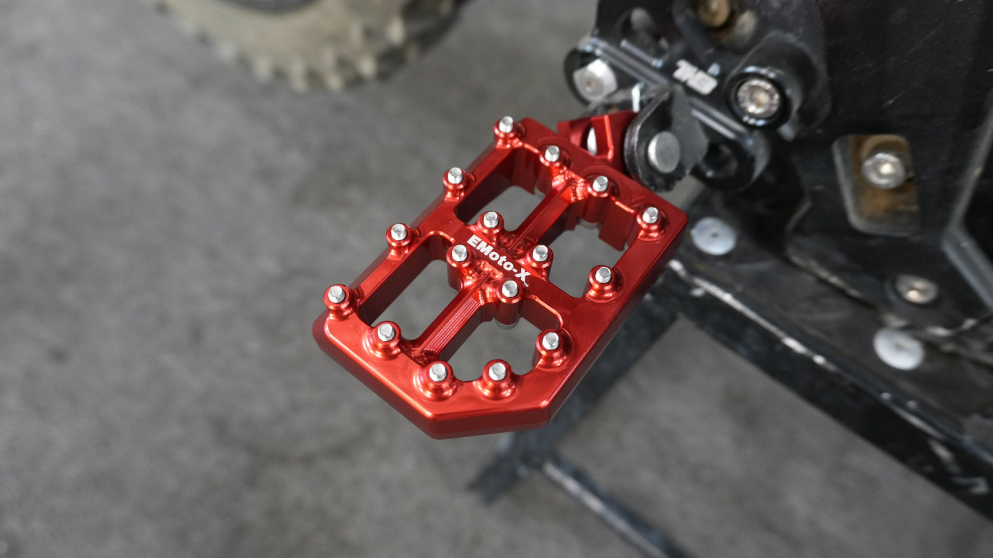 Emoto-X - Foot Pegs For Surron ERide Pro 79 Falcon Rerode 79 Falcon and Most E Dirtbikes