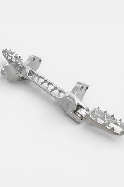 ETM RTR CNC Race Peg Bar